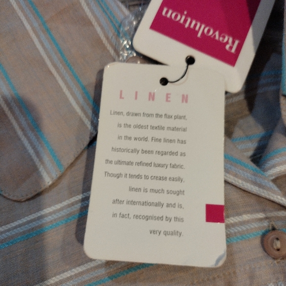 Revolution NWT Linen Button Blouse Size 2 X - Picture 7 of 10